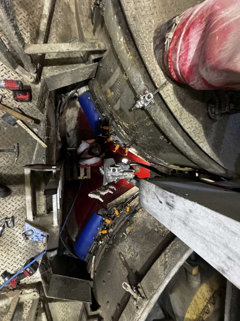 2025.08.25---Reparatur-Mischer-+-Trichter---A233584-(44)